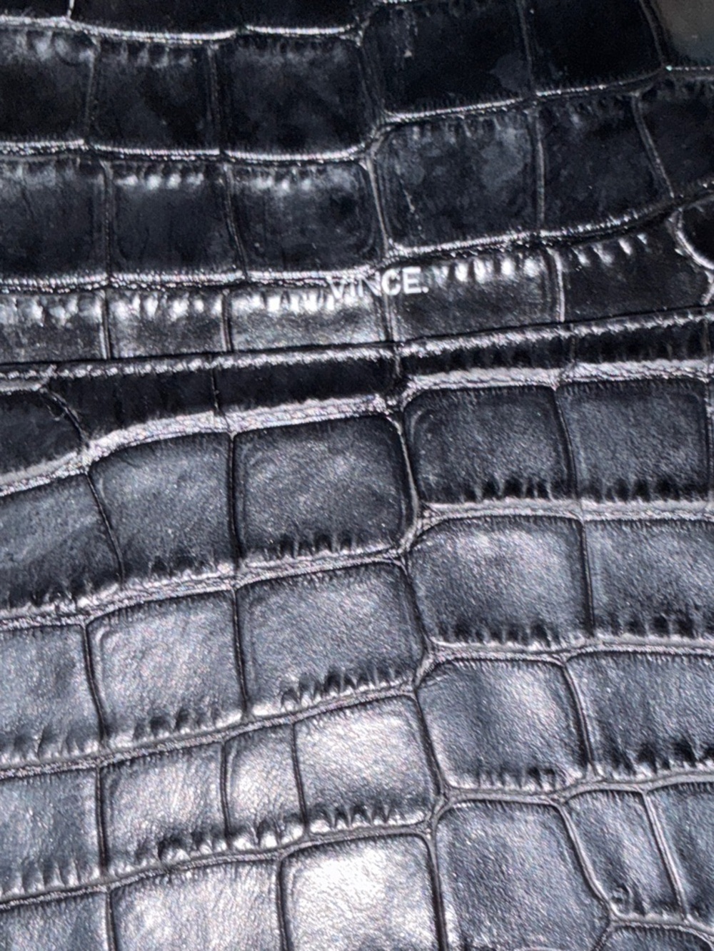 NWOTVince Camuto Black Croc-Embossed Shoulder Bag with Gold Chain Strap - Picture 6 of 7